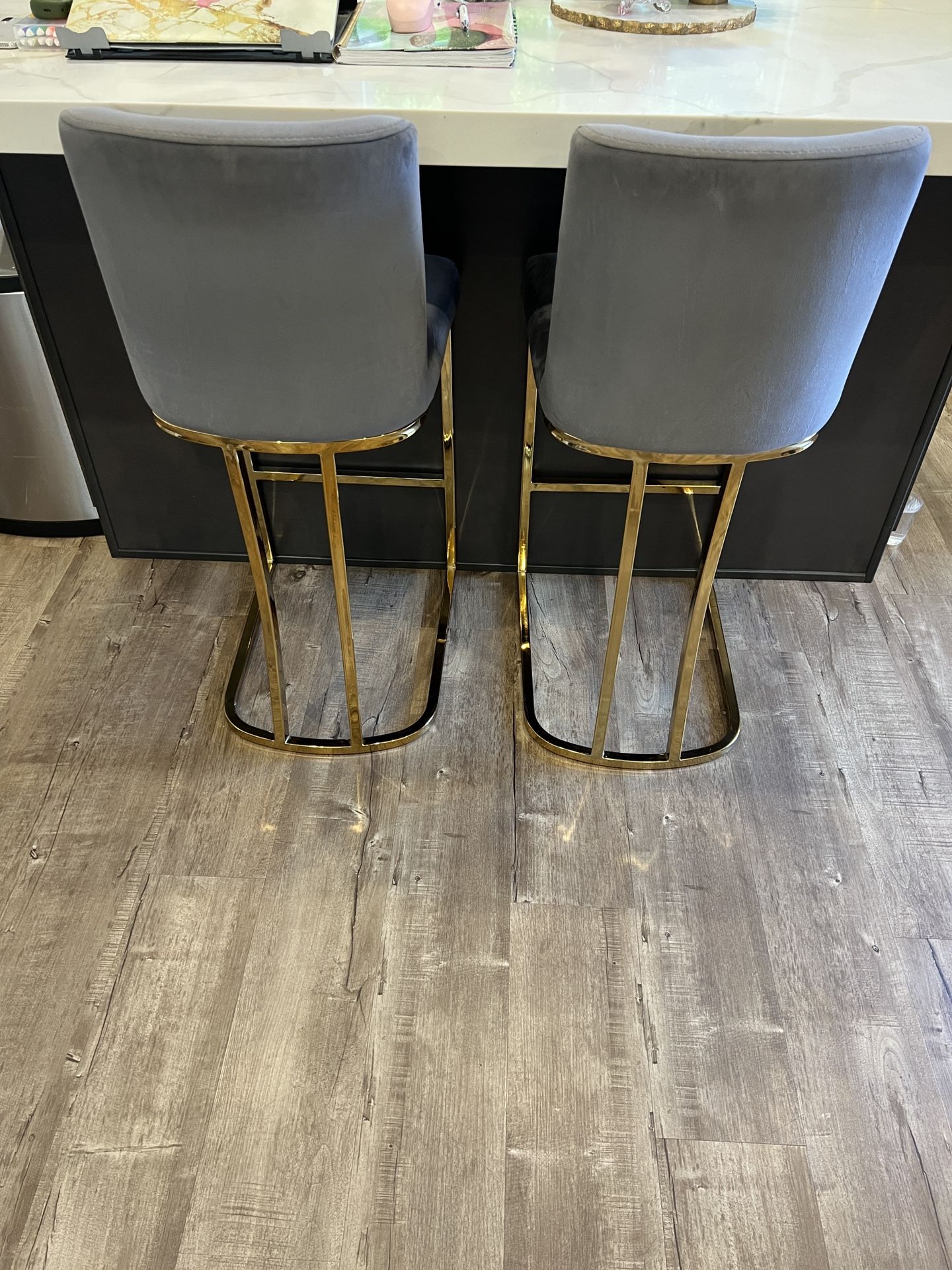 Gray Velvet Bar/Island Chairs Stools With Gold Finish 