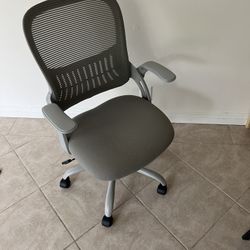 Office Chair - Lightly Used