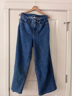 Woman’s Wide Leg Jeans