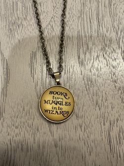 Books Turn Muggles Into Wizards - Harry Potter Necklace