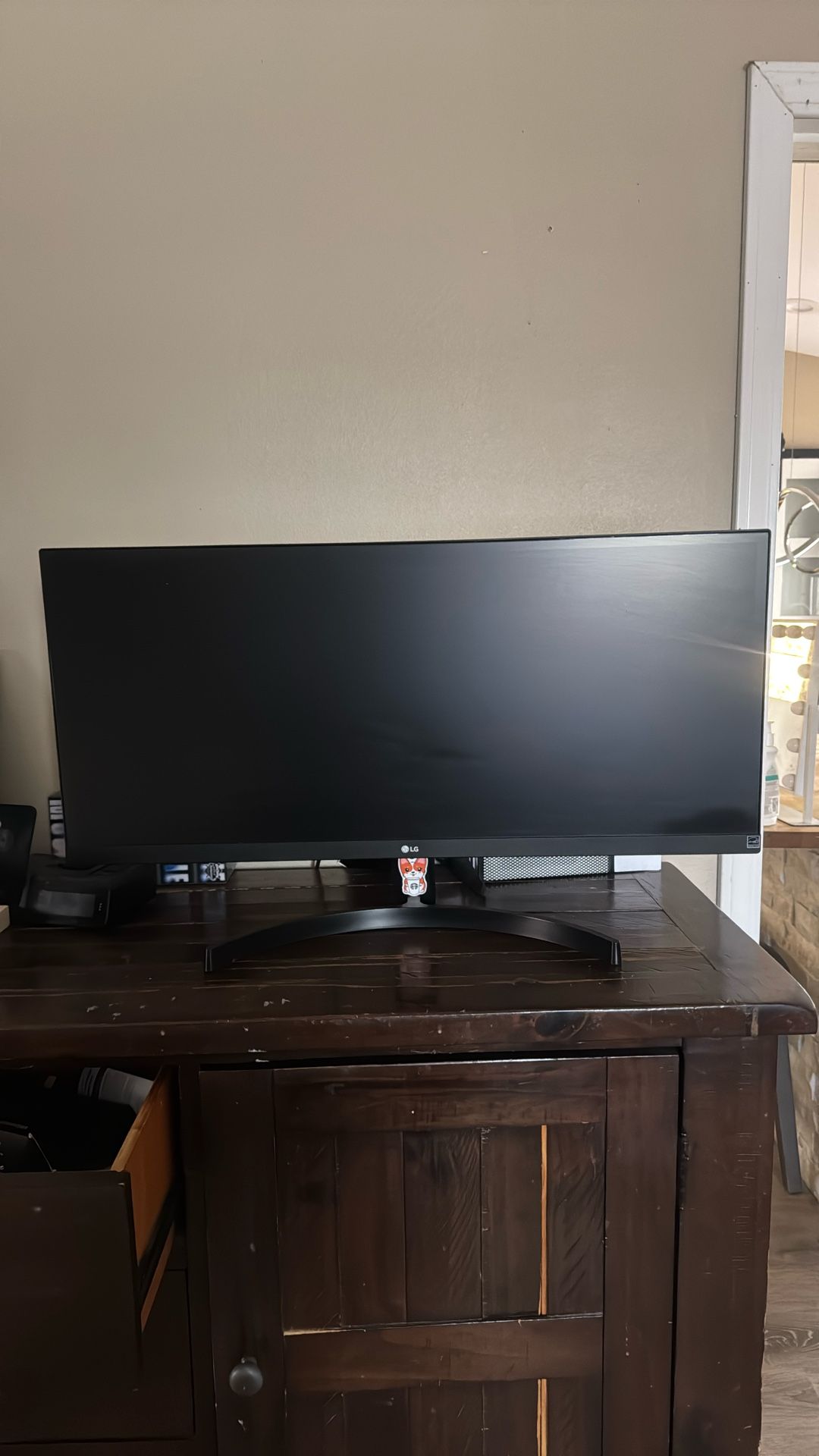 LG 29” UltraWide Monitor – Excellent Condition