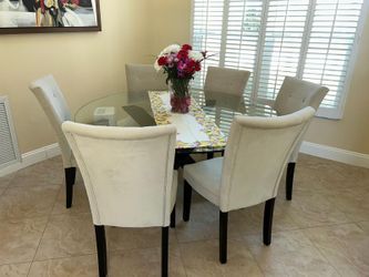 Dining set