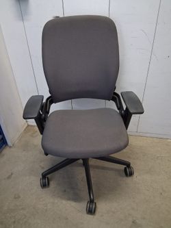 Steelcase leap v2 Gray Fabric Office Chair with Armrests