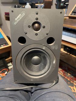 Alesis Point Seven Passive Studio Monitors – Matching Pair