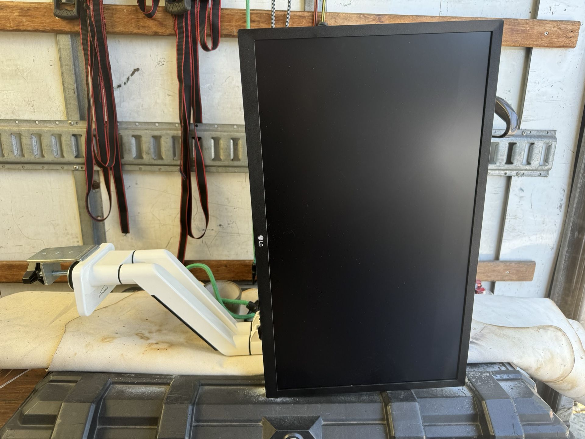 Lg Monitors