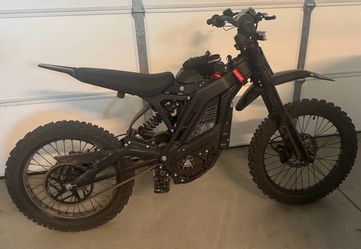 E RIDE PRO SR. Almost Brand New! Only 256 Miles!