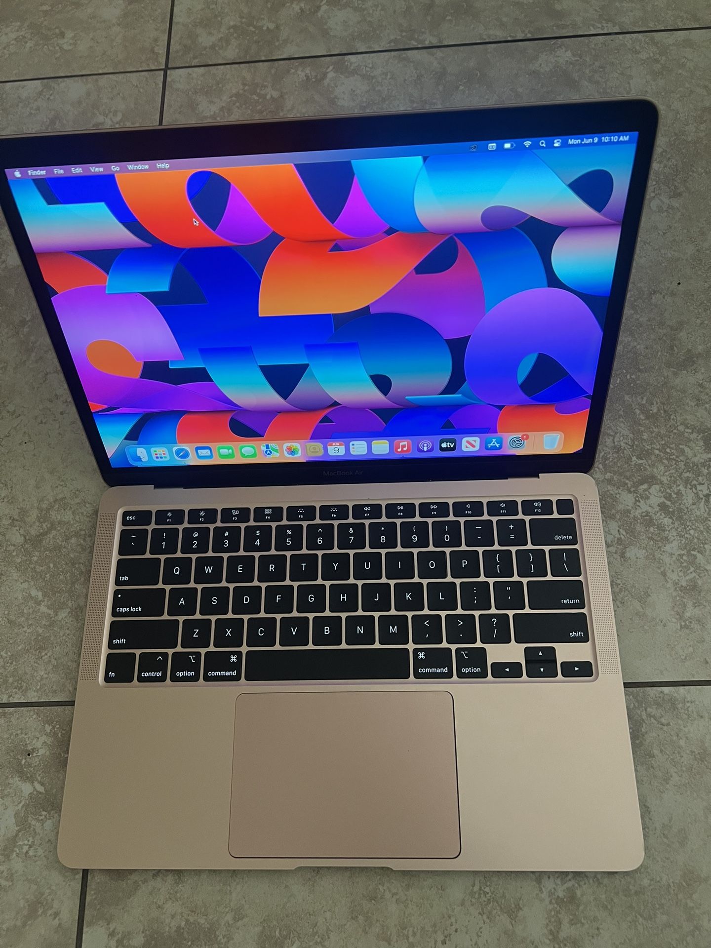 MacBook Air 13 Inch Gold