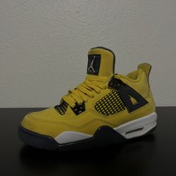 Air jordan 4 Retro - Yellow ‘Lightning’ 2021 (Authentic)