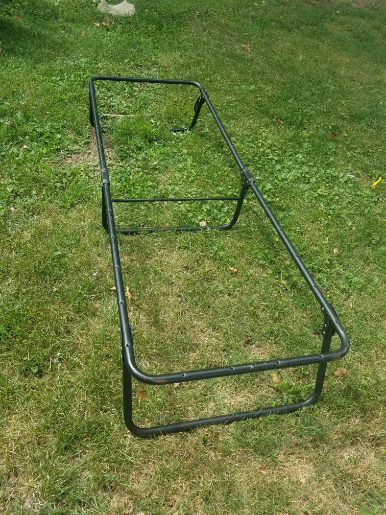 Fold-up steel frame for cot or table