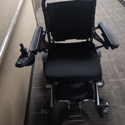 Electric Wheelchair 