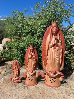 Virgen de barro ( chica $65 ( mediana $95) ( grande $195 )