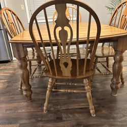 Table with five chairs