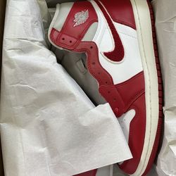 Air Jordan 1 Size 10M/11.5W