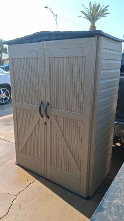 Plastic shed