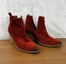 Jeffrey Campbell Womens Cromwell Booties Red Suede Leather Cut-out Metal Tip 5.5