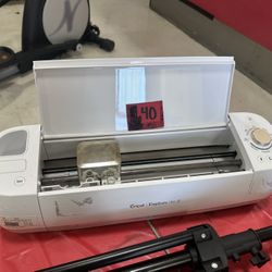 Cricut Cutting Machine For Sale!