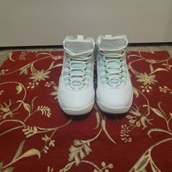 Women's Ice Green Jordan Shoes Size 8