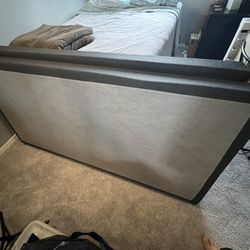 Tempurpedic King Size Foundation (Split/2 Pieces)