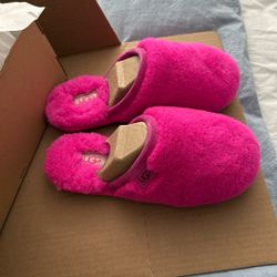 Brand New Ugg Slippers - Size 7