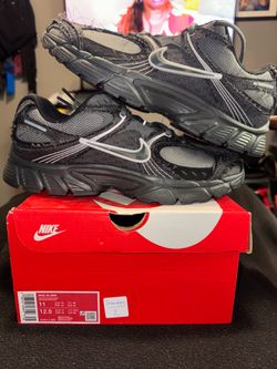 Nike V5 RNR Size 11