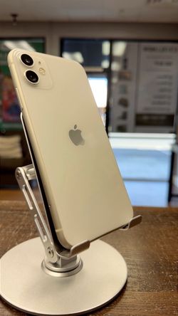 iPhone 11 unlocked 128 gb - white