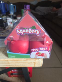 Sunny days squeezy cheery fidget toy