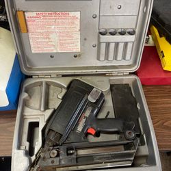 Nailer,  S8, TW Paslode Impulse Cordless Solid State Nailer 325, Nr 2