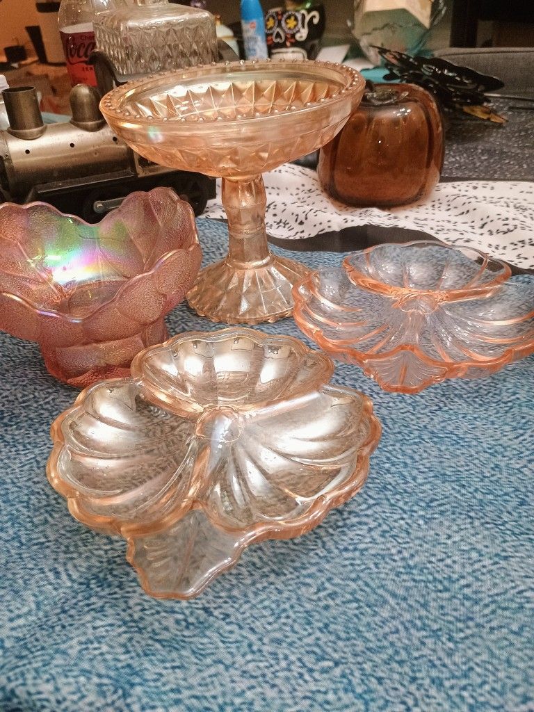 A Lot Of Five (5) Pieces Of Carnival Glass