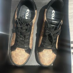 Coach 9 1/2