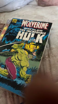Wolverine battles the Incredible Hulk from the 80s