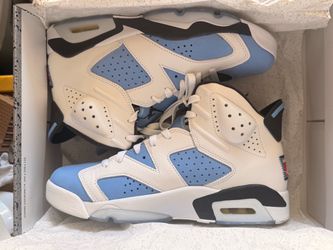 Air Jordan 6 Retro UNC White University Blue Size 9.5