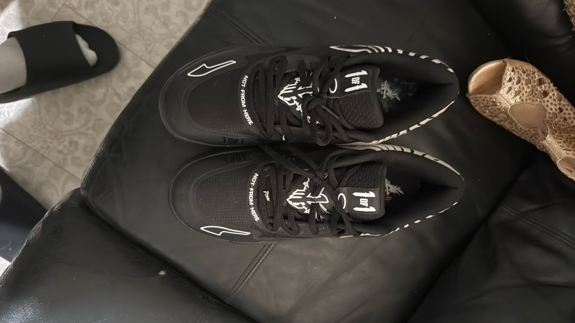 LAMELO BALL 1ST BASKETBALL SHOES 