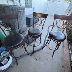 3 Bar Stools