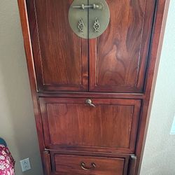 Antique Chinese 1920’ Cabinet 