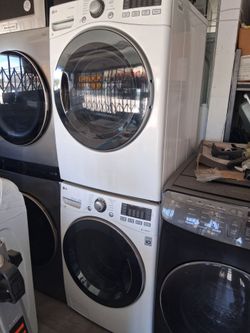 Lg washer and gas dryer refurbished good working