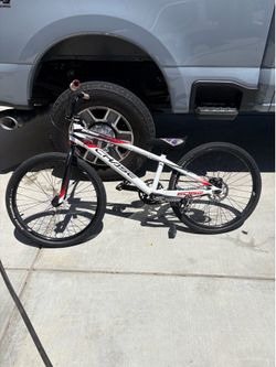 Chase bmx race bike