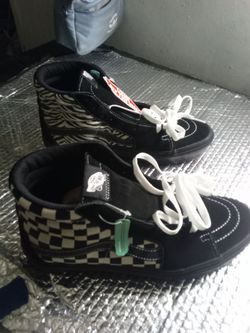 Brand new high top vans shoes 9.5