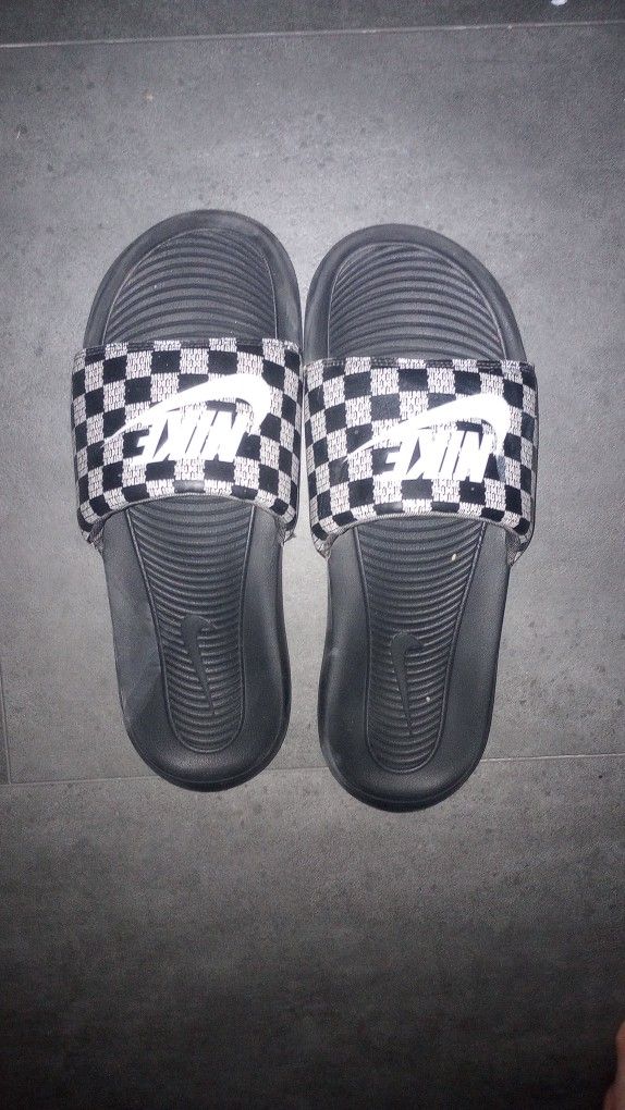 Nike Slides