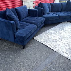 Couches! Sofa and Loveseat !! Delivery Available 🚚!! 3 seater dimensions: 83” Length x 30” Height x 40” Depth-  2 Seater dimensions: 59” Length x 30”