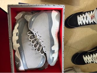 Cool grey Jordan 9s  size 8.5