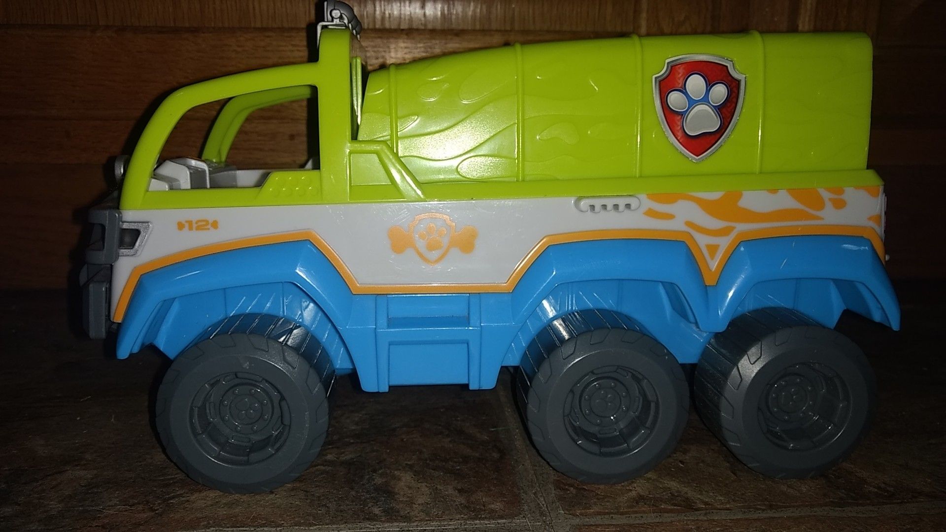 Paw patrol vehicle