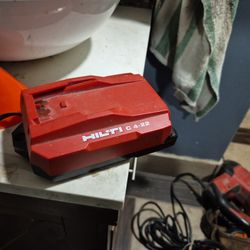 Hilti Charger 