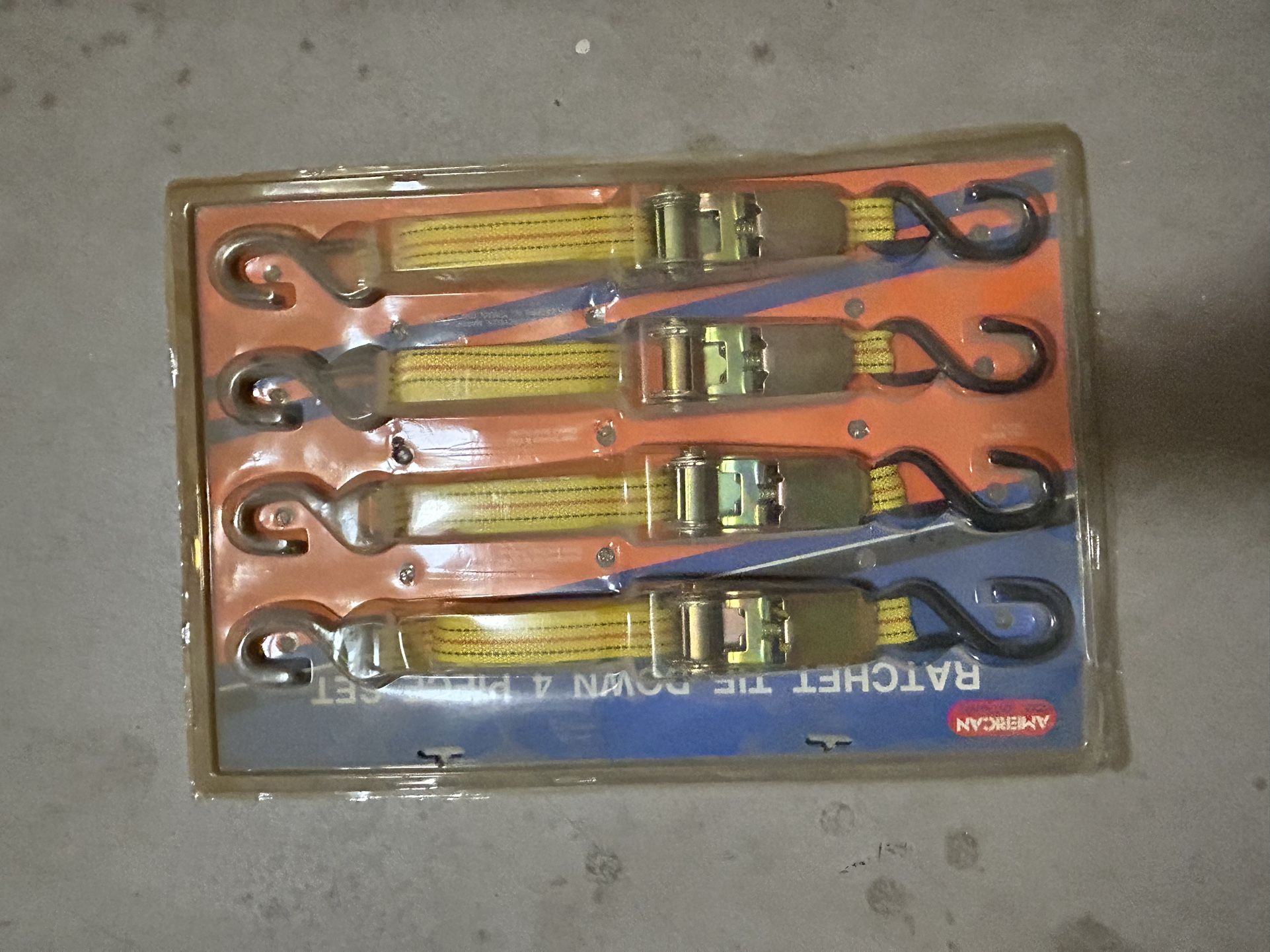 Ratchet Tie downs 4 pack NEW!!!