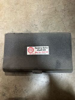 Mac Tools Rivet Gun Kit