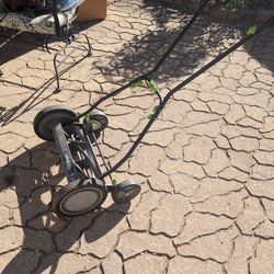 Manual Lawn Mower