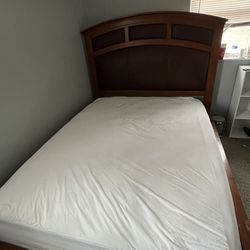 Bed Queen 