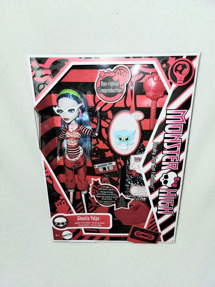 MATTEL MONSTER HIGH GHOULIA YELPS BOO-RIGINAL CREEPRODUCTION ZOMBIE DOLL WITH PET