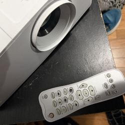 Optoma Uhd30 4k Gaming Projector 