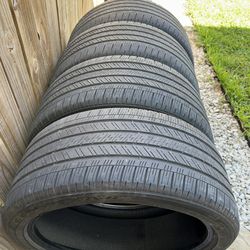 Set tires 275/40/22 same 275/40r22