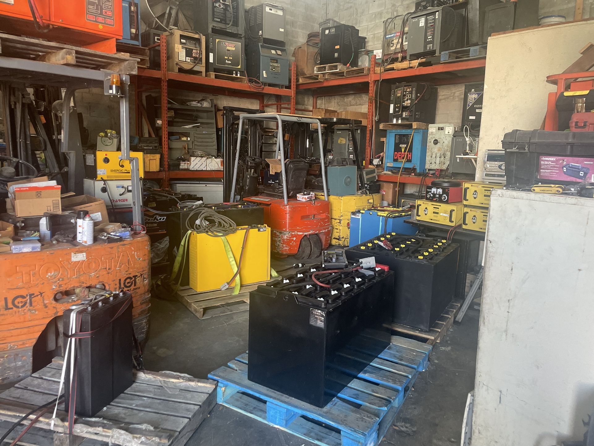 Forklift Battery Sales & Repair